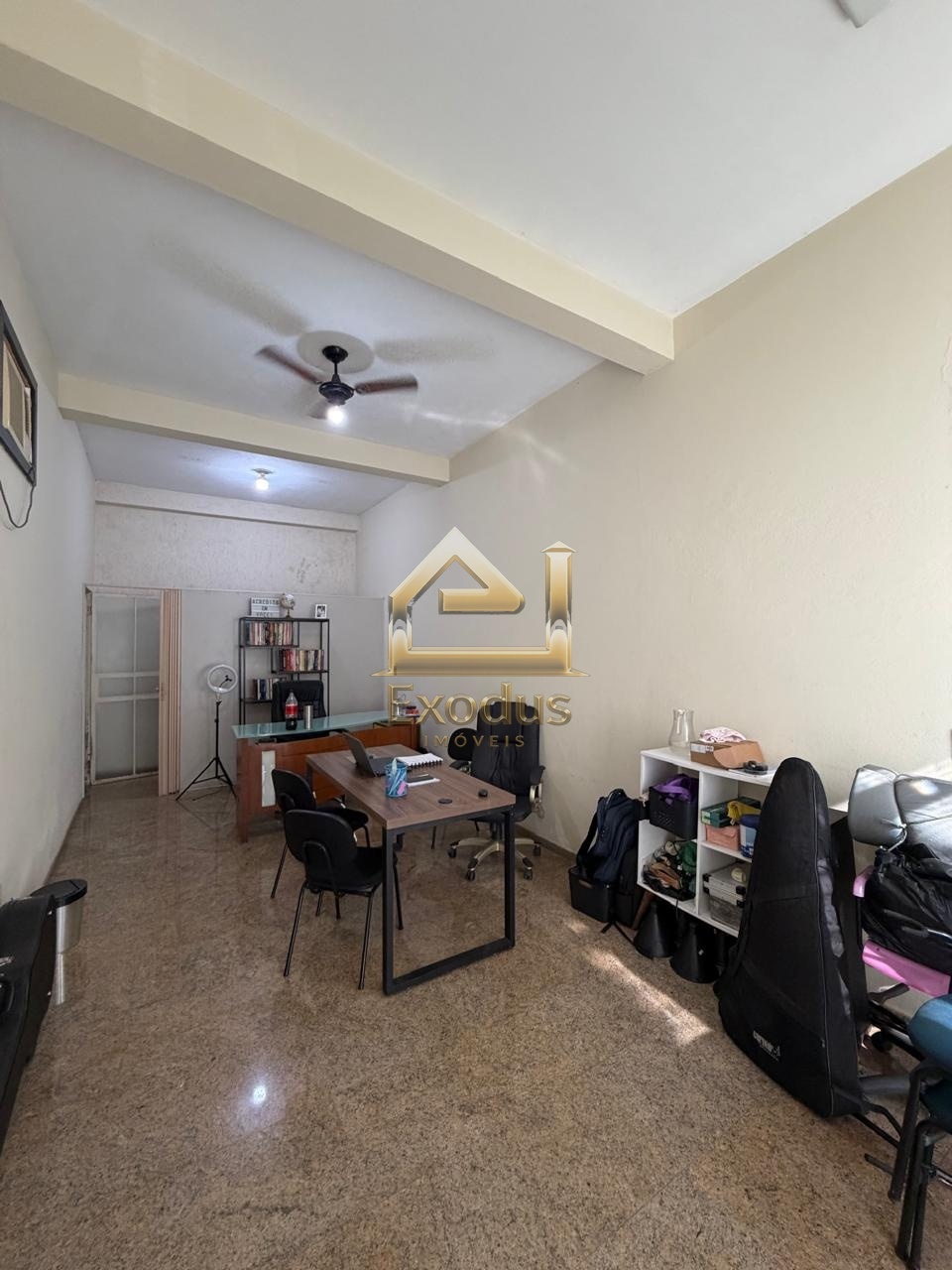 Casa Ampla no Bairro Monte Cristo — foto 18