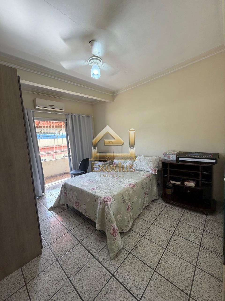 Casa Ampla no Bairro Monte Cristo — foto 14